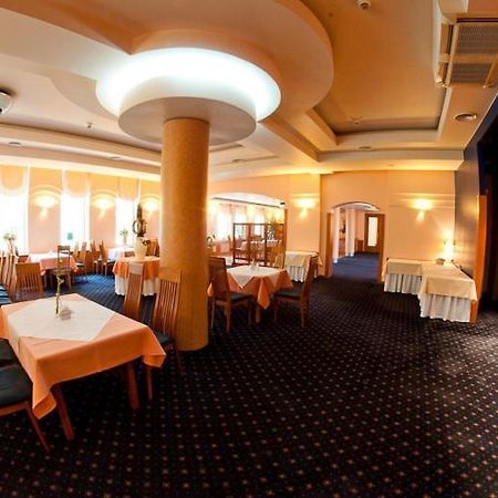 Hotel Naramowice Poznań Restaurant bilde